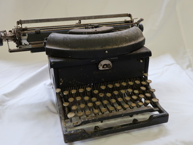 Typewriter - Remington