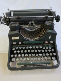 Typewriter - Barlock