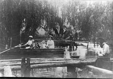 Photo - Water Wheel and Punt on the Kiewa River - Tangambalanga Homestead