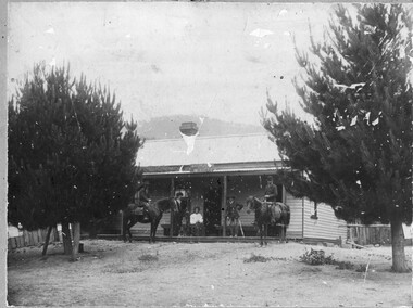 Photo - Bogong Hotel