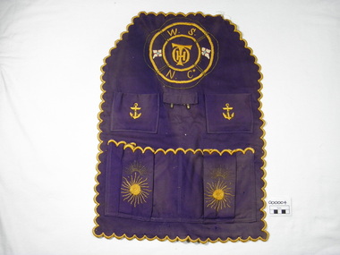 This is a workers apron.