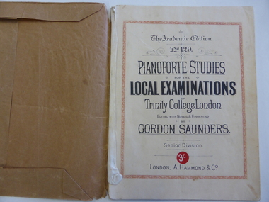 This is an Academic Edition of Pianoforte Studies & Exercises book
