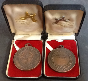 Medal, Warrnambool City Council Citizenship Award -Cyril Hayward, Mid 20th century