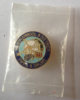 Warrnambool & District Pipes & Drums lapel Badge