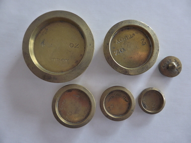 Weights, Penny weights x 6, Early 20th century