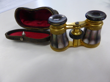 Glasses, Opera glasses - Theatre binoculars, Early  to mid 20th century