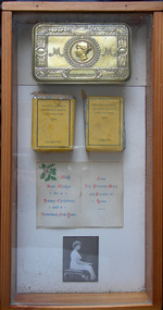 Box, Princess Mary's Christmas Fund, 1914 (contents of Display Case)