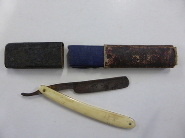 Artefact, Shaving Razor, Early 20th century