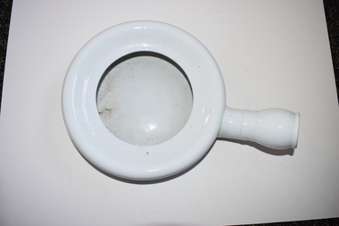 Bed pan, early 20th century