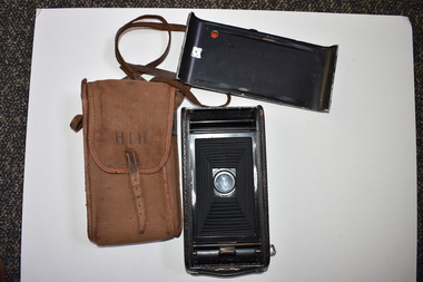 Camera and case, Early 20th Century