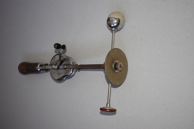 Medical aid, J.E. Garratt, London, Massage tool, Early 20th century