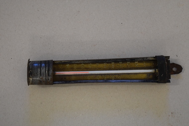 Water temperature reader, Early 20th century