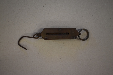 Antique Hughes Brass Pocket Balance Spring Hook Scale 25lbs