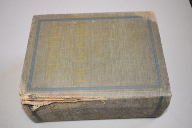 Book, World Publishing Co, Webster Dictionary, 1958