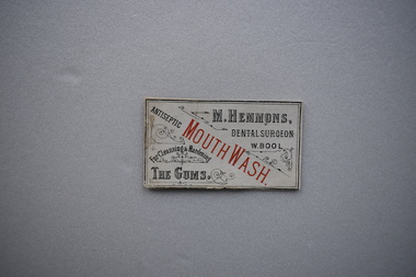 Label, Gaspars Modern Print, M.Hemmons, Dentist, Early 20th century