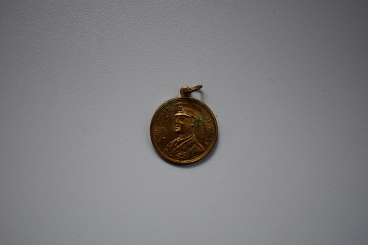 This medallion commemorates the Prince of Wales visit to Australia in 1920.