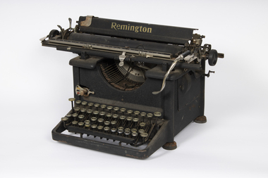 Functional object - typewriter, Remington Company, New York, U.S.A, 1925