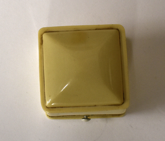 Functional object - F Gill Jewellers Ring Box