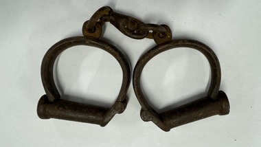 Functional object - Shackles, Metal Shackles, 22/05/2025