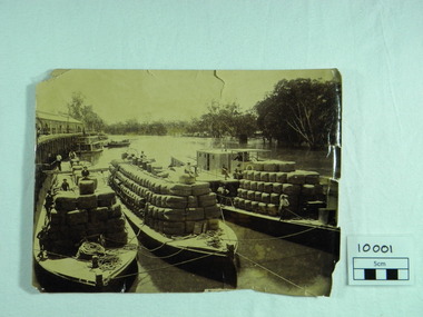 Photograph, P.S. Rodney with barges Horace & Nelson, c.1890