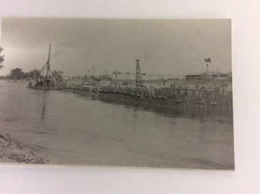 A black and white photograph, 24/09/1984