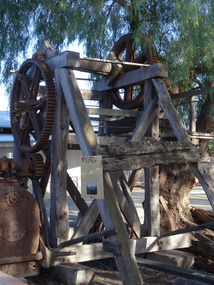 Machine - Log Winch, Early 1920