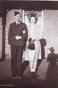 Picture, Mr & Mrs A Wills