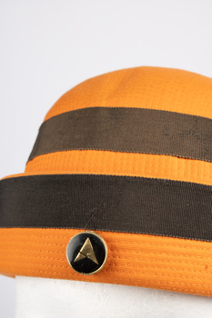 Bowler, badge, Ansett 1972-1977