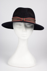 Hat, 1980'S