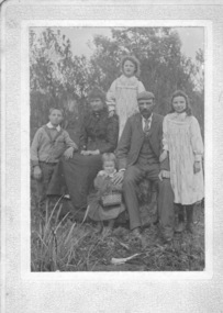 Sepia photograph, Nightingale/Thompson Collection, c 1870 to 1910