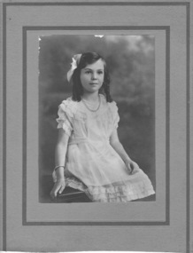 Photograph, Nightingale/Thompson Collection, 1934