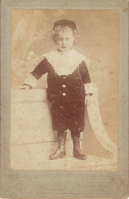 Photograph, Nightingale/Thompson Collection, c 1903