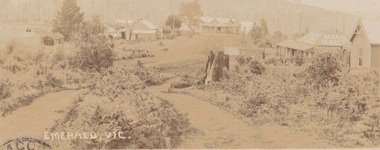 Photograph, Early postcard, Emerald Victoria, 1909