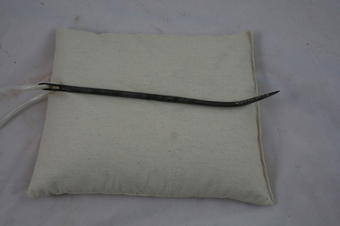 Hession Bag Needle
