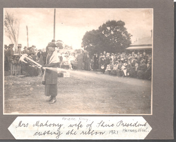 Photograph - Mounted Photograph, 25/4/1921