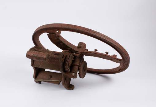Back of chaff cutter