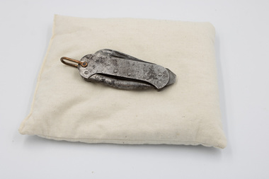 Tool - Carr Fast. Clasp Knife, Whittingslowe