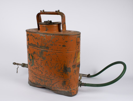 Side view of Fire Fighting Knapsack showing the lower hose attachment