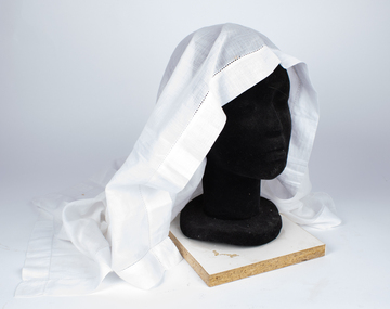 Nurse veil on stand
