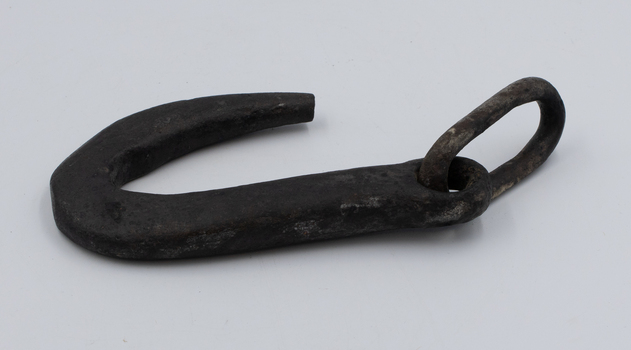 Large hook with loop prominent