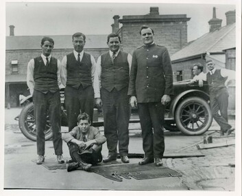 Photograph (police car), 1922