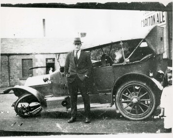 Photograph (police car), 1922