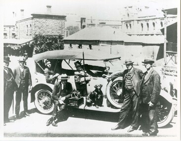 Photograph (police car), 1923