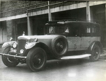 Photograph (police car), March 1922