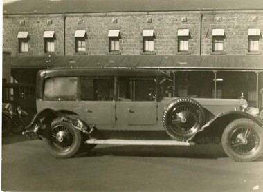 Photograph (police car), Kodak