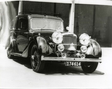 Photograph (police car), Kodak