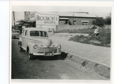 Photograph (police car), Kodak