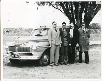 Photograph (police car), Kodak