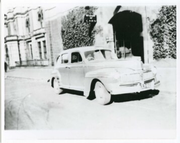 Photograph (police car), Kodak