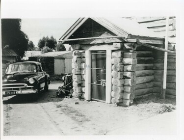 Photograph (police car), Kodak
